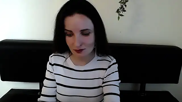 LaimaV  online show from April 7, 7:59 pm