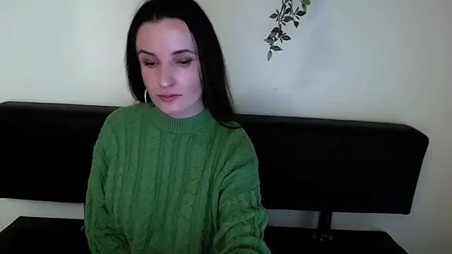 LaimaV  online show from April 13, 9:19 pm