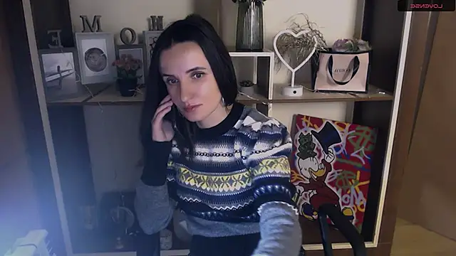 Snapshot of LaimaV_ chatting on December 15, 1:11 pm LaimaV online show from December 15, 1:11 pm