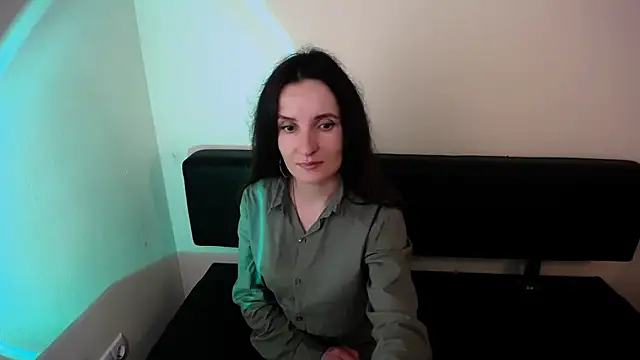 Snapshot of LaimaV_ chatting on October 11, 12:06 pm LaimaV online show from October 11, 12:06 pm