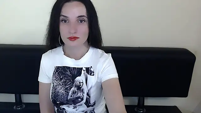 LaimaV  online show from June 21, 4:46 pm