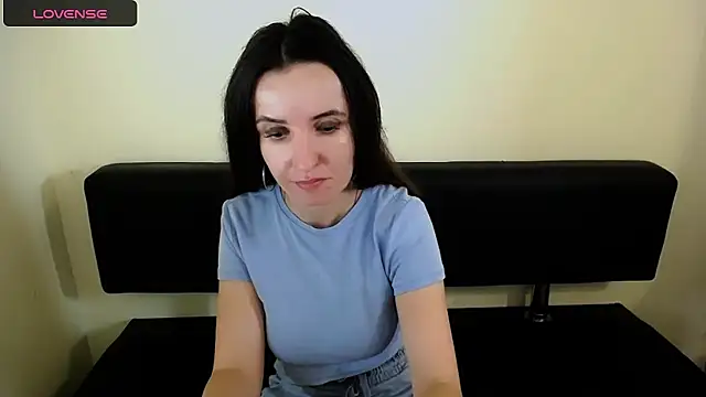 Snapshot of LaimaV_ chatting on September 23, 9:27 am LaimaV online show from September 23, 9:27 am