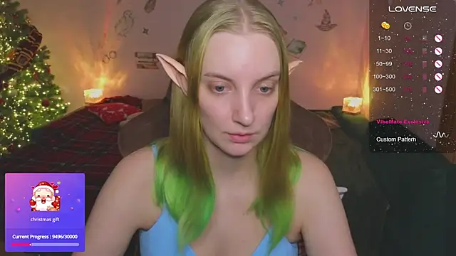 Snapshot of Fluffy_muffin_ chatting on December 18, 7:57 am Fluffy muffin online show from December 18, 7:57 am