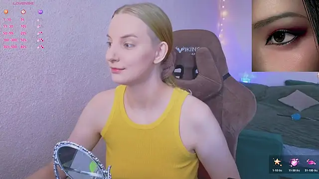 Snapshot of Fluffy_muffin_ chatting on February 7, 10:12 am Fluffy muffin online show from February 7, 10:12 am