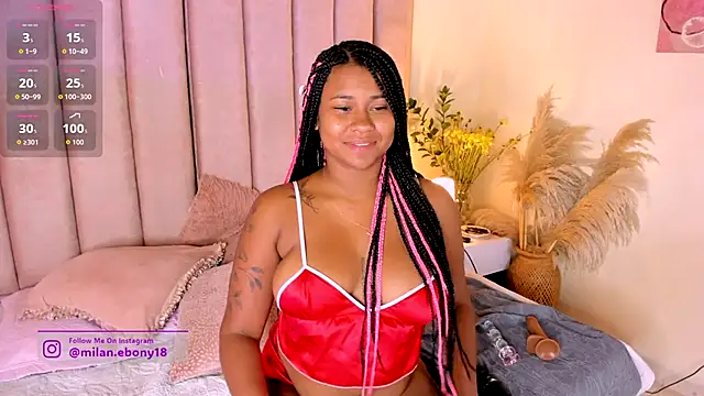 Snapshot of Milan_ebony chatting on September 10, 11:53 am Milan ebony online show from September 10, 11:53 am