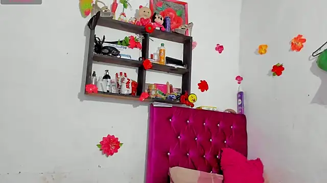 Snapshot of chloe_evanx_ chatting on November 18, 3:10 am chloe evanx online show from November 18, 3:10 am