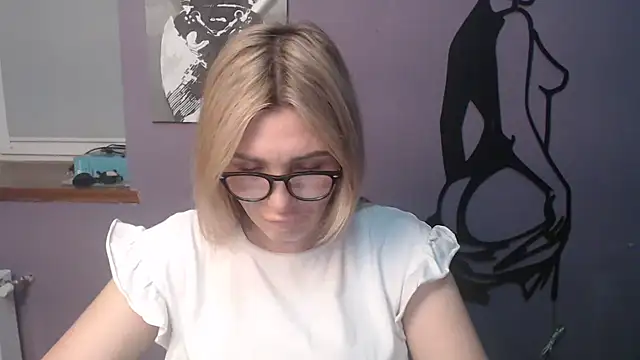 Snapshot of _sexy_lady chatting on June 2, 1:00 pm sexy lady online show from June 2, 1:00 pm