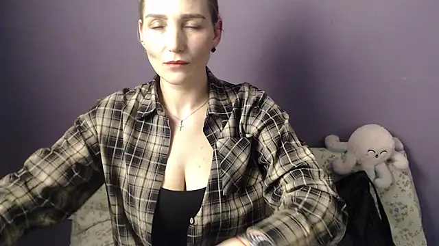  sexy lady online show from December 1, 3:24 pm