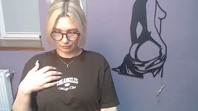 Snapshot of _sexy_lady chatting on May 21, 12:46 pm sexy lady online show from May 21, 12:46 pm