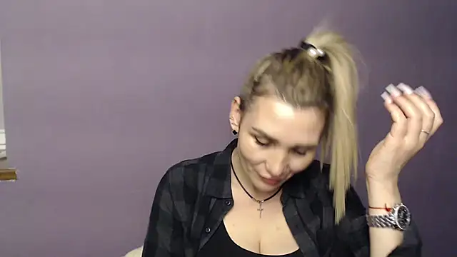  sexy lady online show from November 4, 1:59 pm