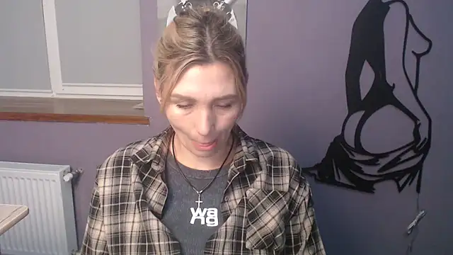  sexy lady online show from April 15, 1:15 pm