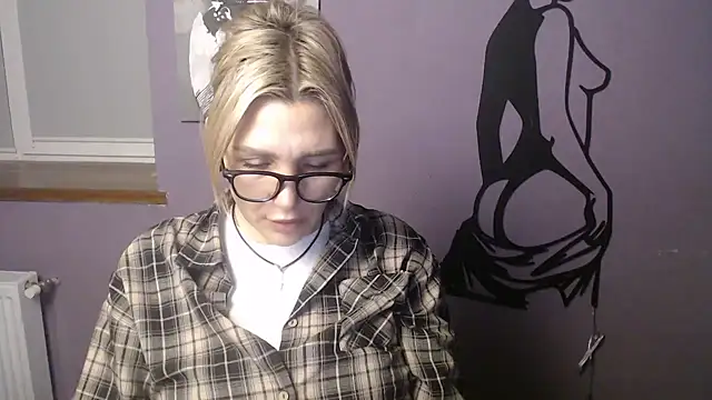  sexy lady online show from March 4, 1:41 pm