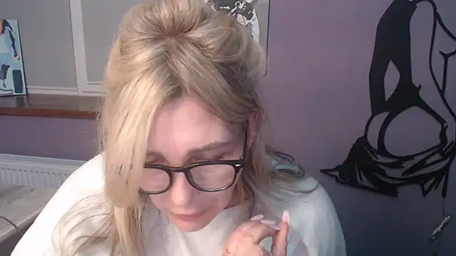 Snapshot of _sexy_lady chatting on May 11, 4:04 pm sexy lady online show from May 11, 4:04 pm