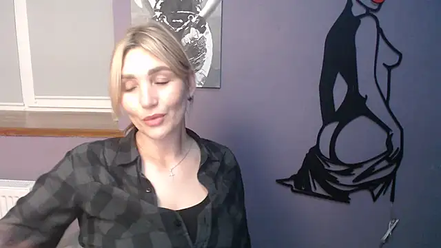  sexy lady online show from March 12, 1:04 pm