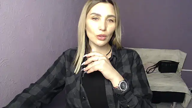 Snapshot of _sexy_lady chatting on October 1, 1:37 pm sexy lady online show from October 1, 1:37 pm