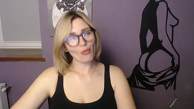 Snapshot of _sexy_lady chatting on June 17, 1:54 pm sexy lady online show from June 17, 1:54 pm