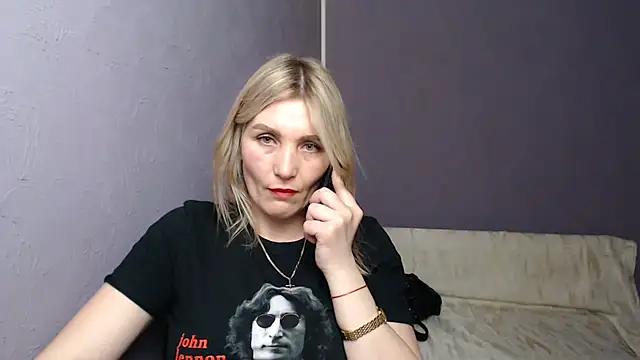 Snapshot of _sexy_lady chatting on March 13, 5:18 pm sexy lady online show from March 13, 5:18 pm