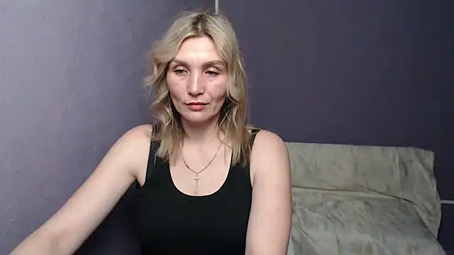 Snapshot of _sexy_lady chatting on March 16, 4:23 pm sexy lady online show from March 16, 4:23 pm