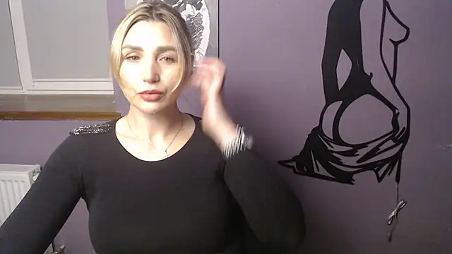  sexy lady online show from March 18, 1:35 pm
