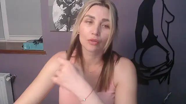 Snapshot of _sexy_lady chatting on May 26, 3:32 pm sexy lady online show from May 26, 3:32 pm
