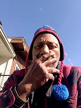 Snapshot of yasohw chatting on December 3, 5:45 pm yasohw online show from December 3, 5:45 pm