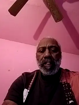 Snapshot of yasohw chatting on February 12, 3:39 am yasohw online show from February 12, 3:39 am