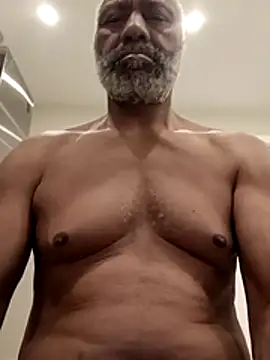 Snapshot of yasohw chatting on February 4, 4:07 am yasohw online show from February 4, 4:07 am