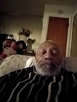 Snapshot of yasohw chatting on January 7, 4:28 am yasohw online show from January 7, 4:28 am