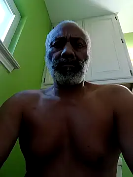 Snapshot of yasohw chatting on January 12, 10:43 pm yasohw online show from January 12, 10:43 pm