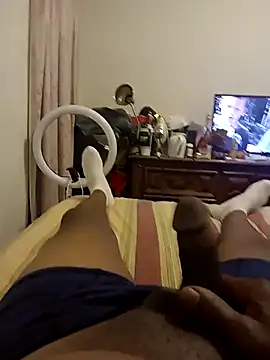 Snapshot of yasohw chatting on March 15, 12:24 pm yasohw online show from March 15, 12:24 pm