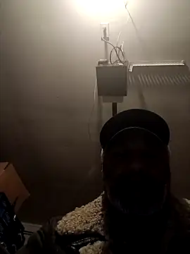 Snapshot of yasohw chatting on January 30, 4:13 pm yasohw online show from January 30, 4:13 pm