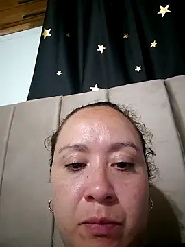 RenataSexy  online show from May 14, 1:24 am