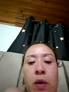 RenataSexy  online show from May 12, 1:35 am