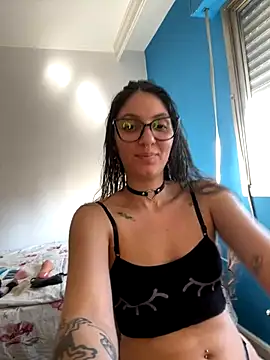 Snapshot of DianaSartori chatting on September 10, 7:13 pm DianaSartori online show from September 10, 7:13 pm