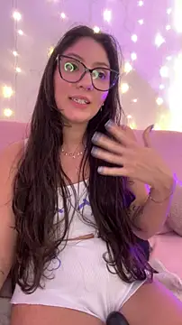 Snapshot of DianaSartori chatting on May 15, 12:30 am DianaSartori online show from May 15, 12:30 am