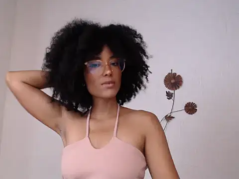 violettamartins online show from June 24, 9:23 pm