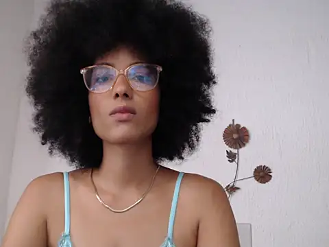 violettamartins online show from July 1, 10:21 pm