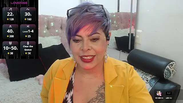 Snapshot of Grecia_Horny chatting on January 7, 1:03 pm Grecia Horny online show from January 7, 1:03 pm