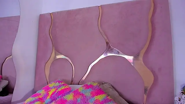 Snapshot of Sofia-candyht chatting on June 30, 8:42 pm Sofia-candyht online show from June 30, 8:42 pm