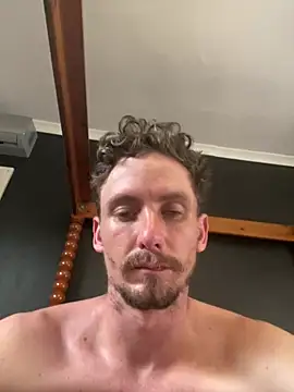 bradleyjamesmc online show from February 9, 11:04 am