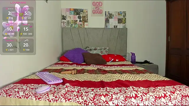 tammy  brown online show from March 26, 10:24 am