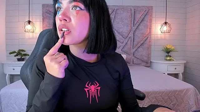 Gianna foxy online show from March 4, 1:30 pm