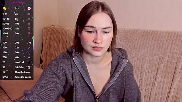 Snapshot of sleeeep_y chatting on November 14, 7:12 am sleeeep y online show from November 14, 7:12 am