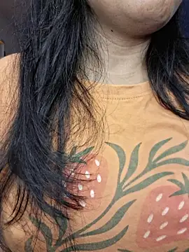 Snapshot of Nisha027 chatting on July 8, 5:24 pm Nisha027 online show from July 8, 5:24 pm
