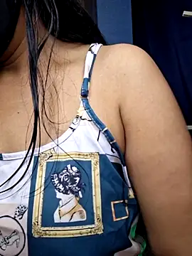 Nisha027 online show from April 4, 1:23 am