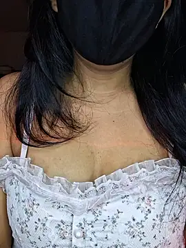 Snapshot of Nisha027 chatting on September 16, 12:33 am Nisha027 online show from September 16, 12:33 am