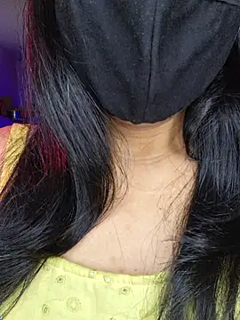 Snapshot of Nisha027 chatting on September 11, 12:10 am Nisha027 online show from September 11, 12:10 am