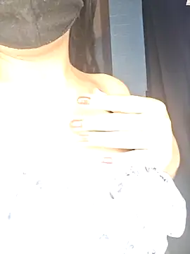 Nisha027 online show from March 7, 1:23 am