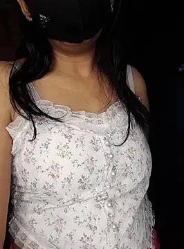 Snapshot of Nisha027 chatting on March 5, 12:27 am Nisha027 online show from March 5, 12:27 am