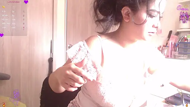 scarlett diamond11 online show from January 15, 6:00 pm